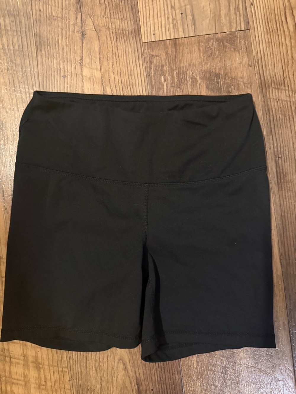 Yogalicious Solid Black High-Rise Bike Shorts